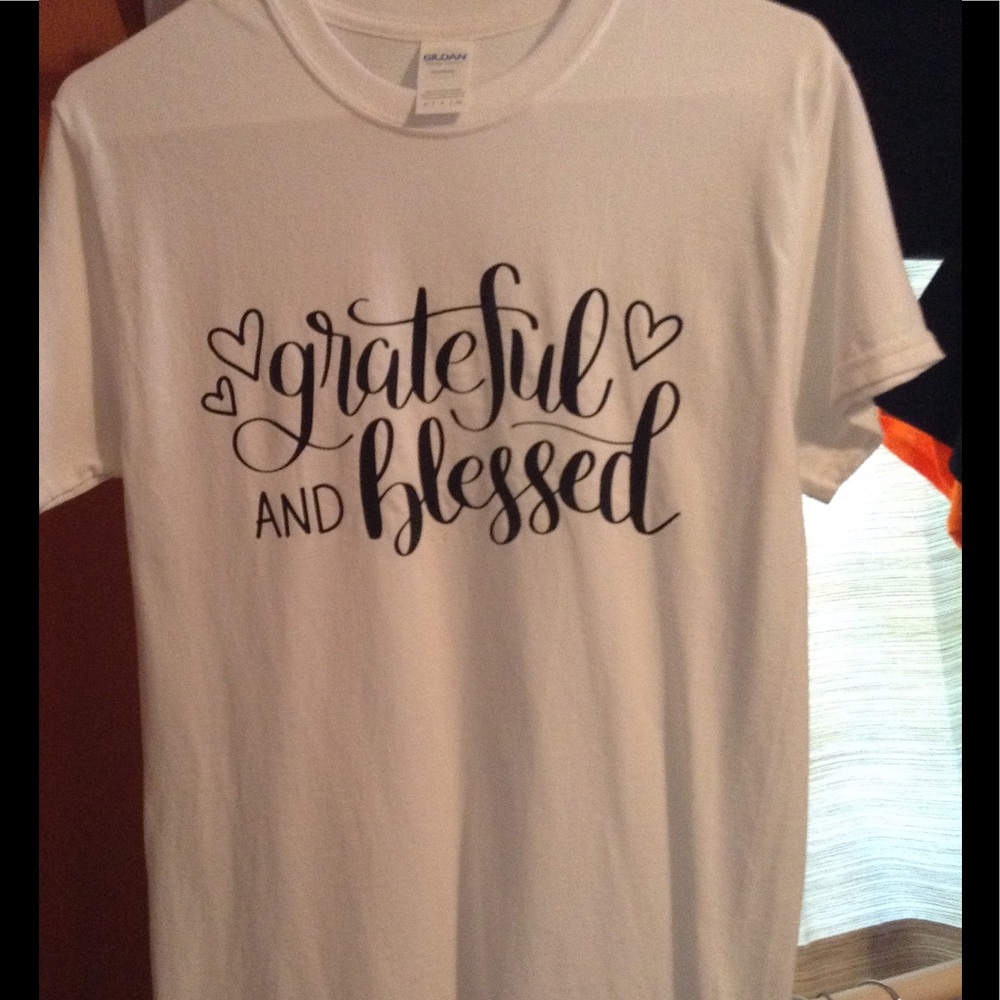 Custom Tee Small. NEW